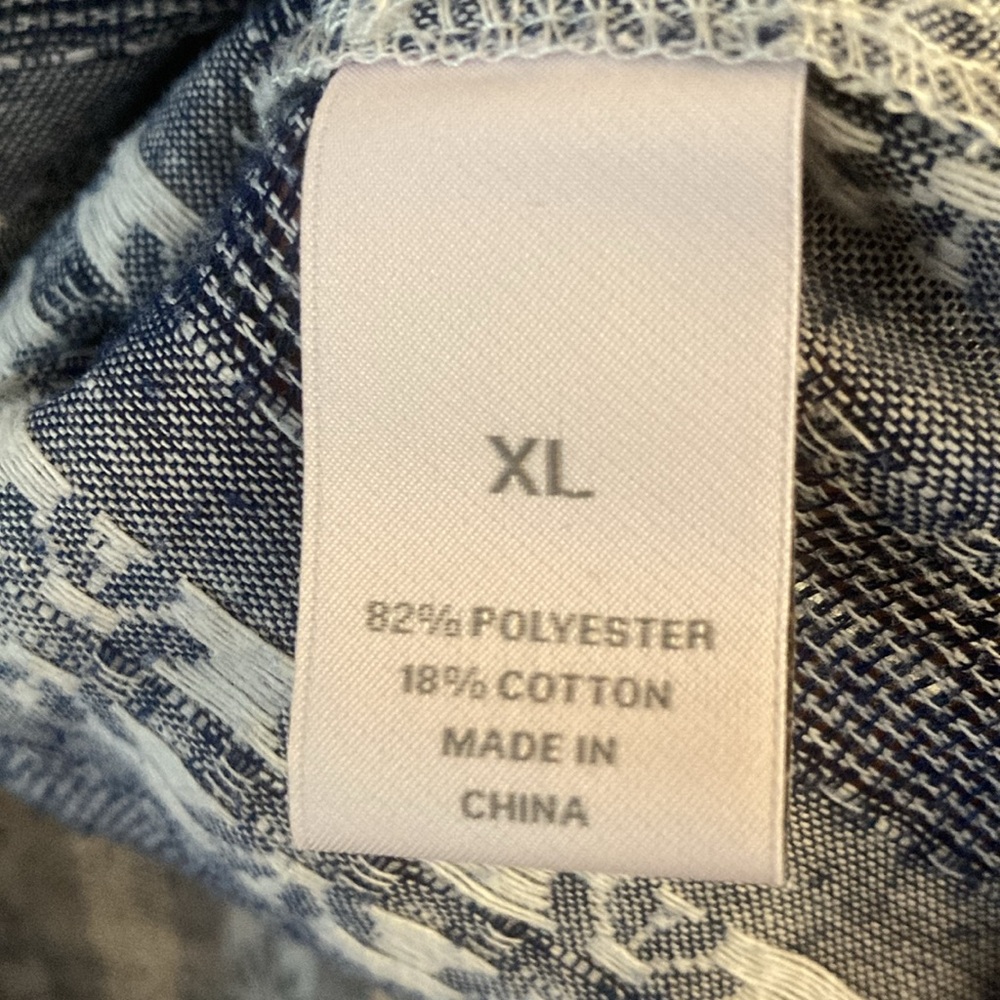 Allison Daley Navy and White Weave Button-Down - Picture 3 of 6